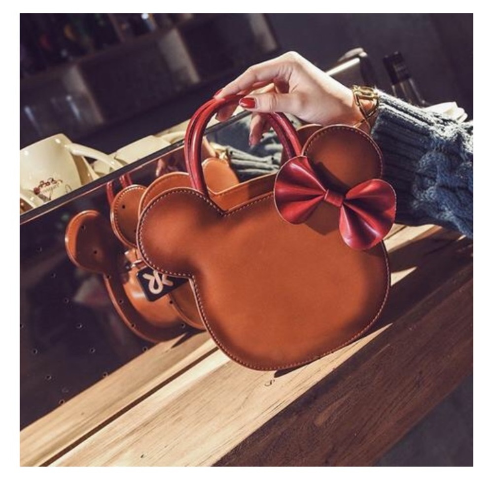 Minnie Red Bow Crossbody Purse
